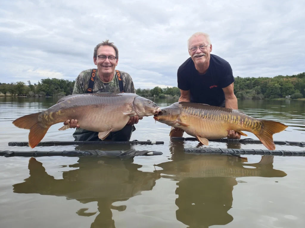 Poste F "Le Grand Chêne"...
