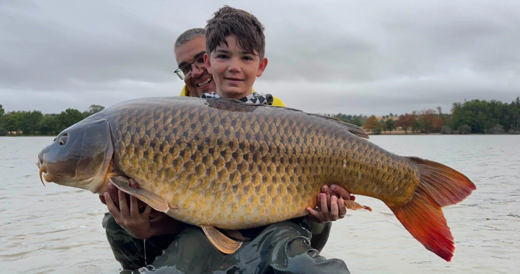 Les gros poissons sont également de sortie. On ne ...